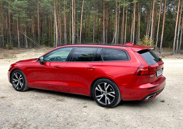 Volvo V60 cena 129000 przebieg: 57000, rok produkcji 2019 z Tuczno małe 781